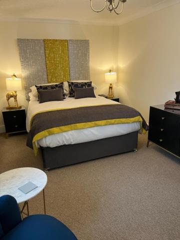 The Masons Arms Hotel Bridgend  Eksteriør billede