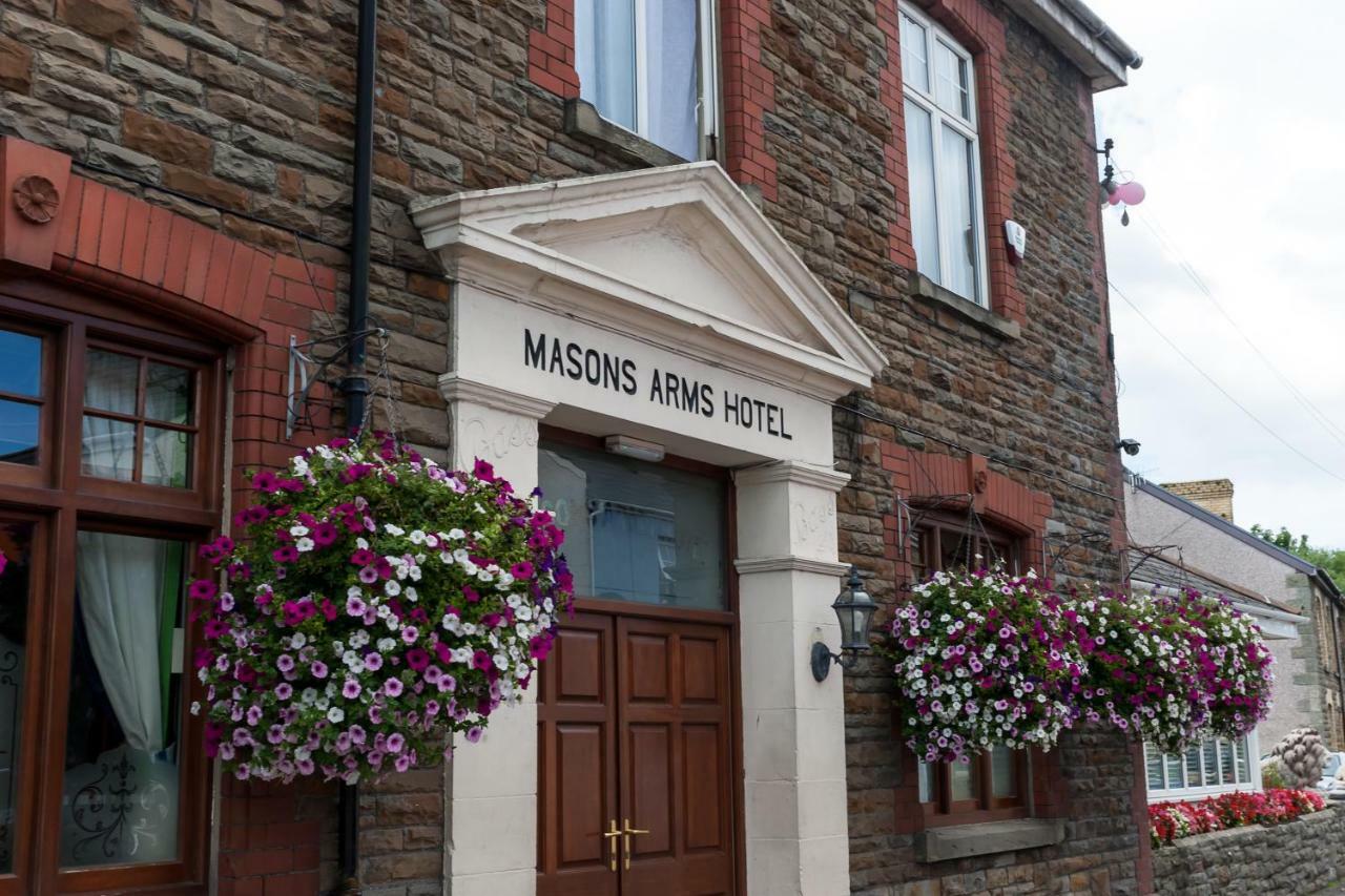 The Masons Arms Hotel Bridgend  Eksteriør billede