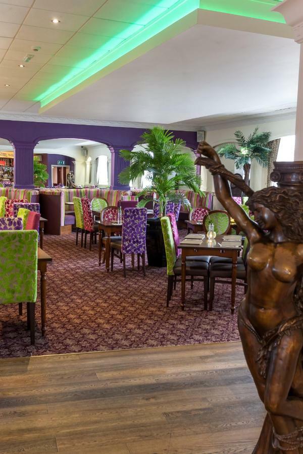 The Masons Arms Hotel Bridgend  Eksteriør billede